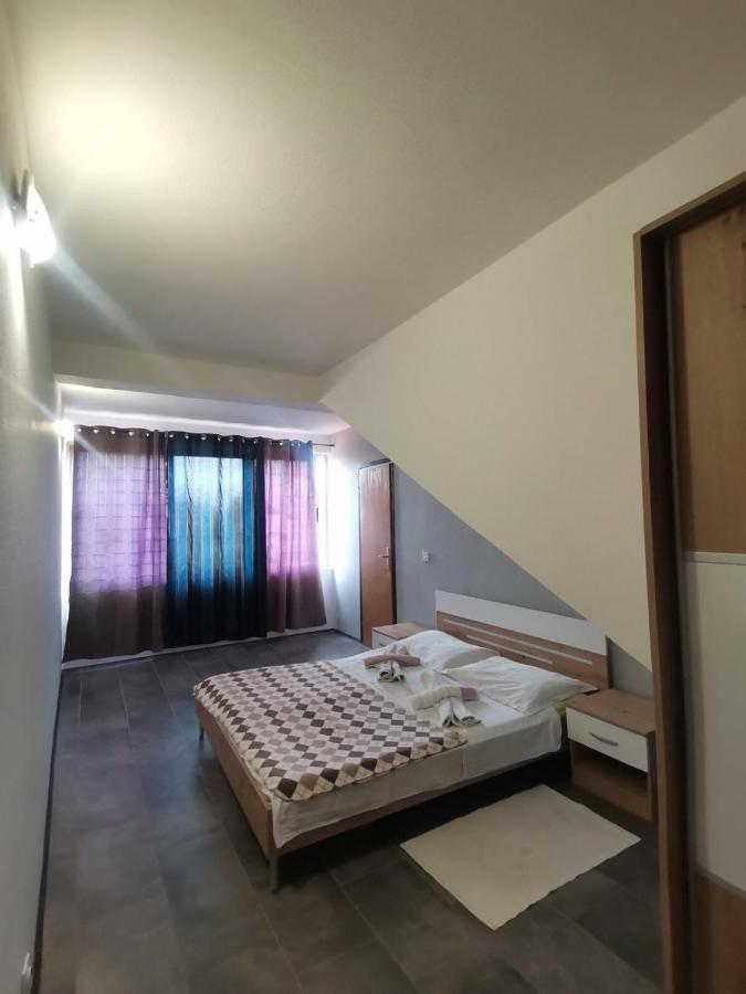 Apartments Zeljka Mundanije 외부 사진