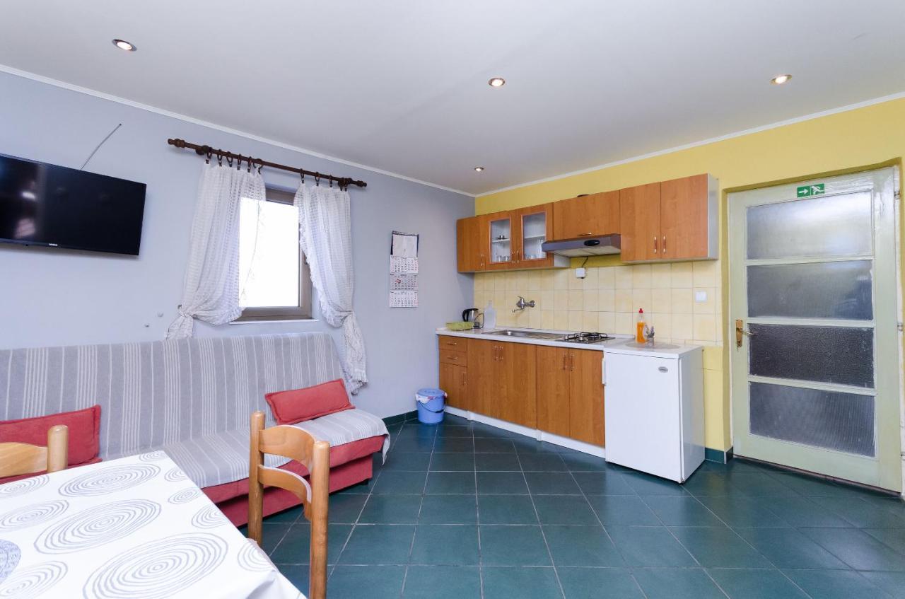 Apartments Zeljka Mundanije 외부 사진