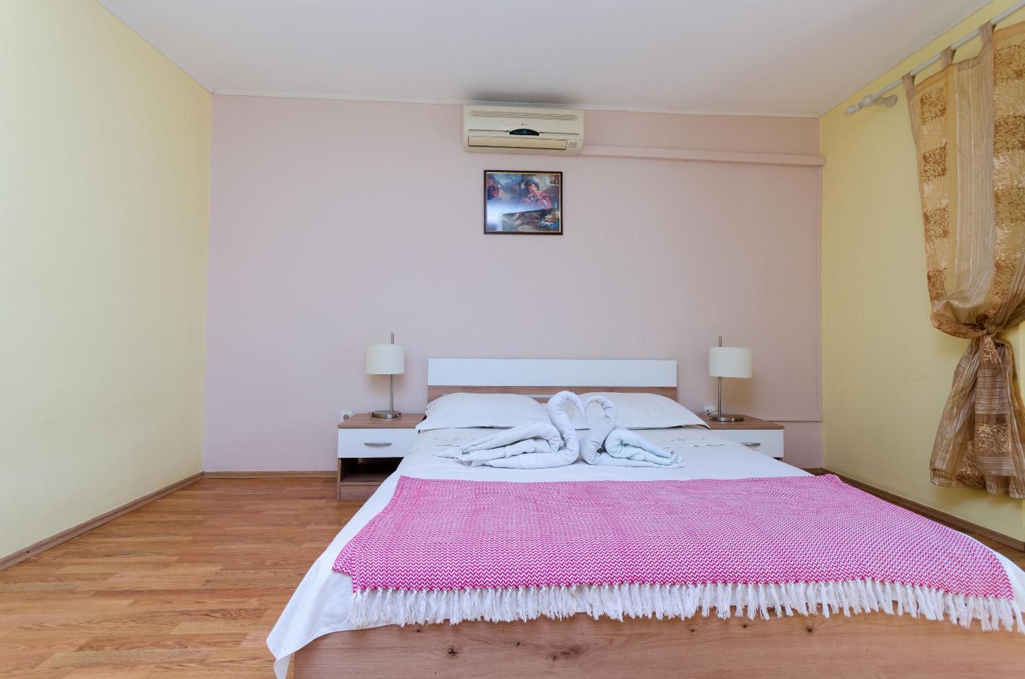 Apartments Zeljka Mundanije 외부 사진